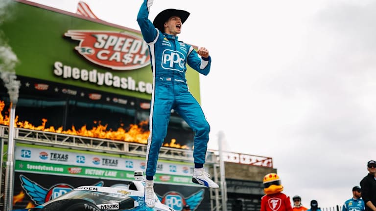 IndyCar drivers sing all about R-E-S-P-E-C-T in Texas event